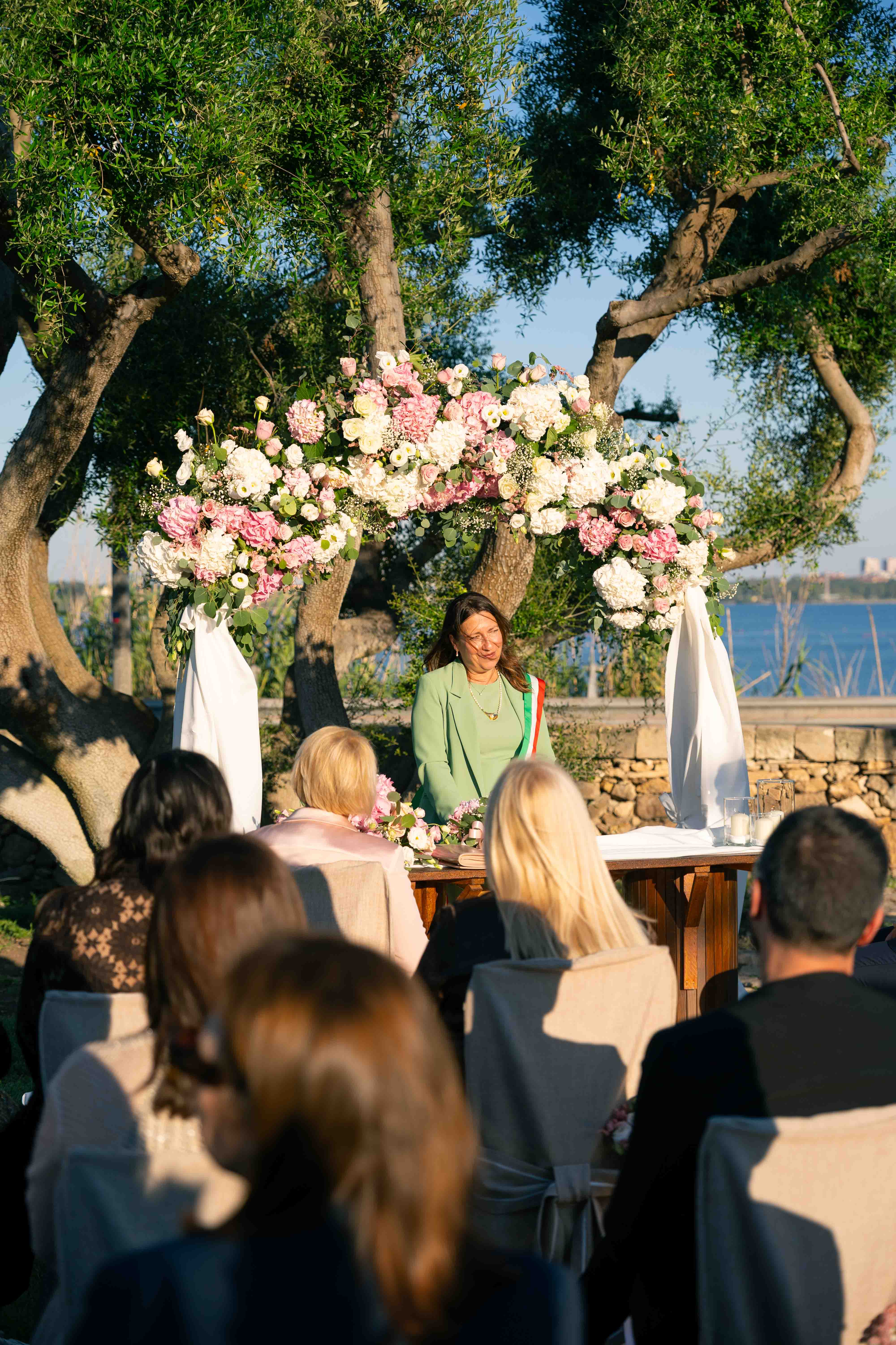 Exclusive wedding photography Puglia — reception atmosphere