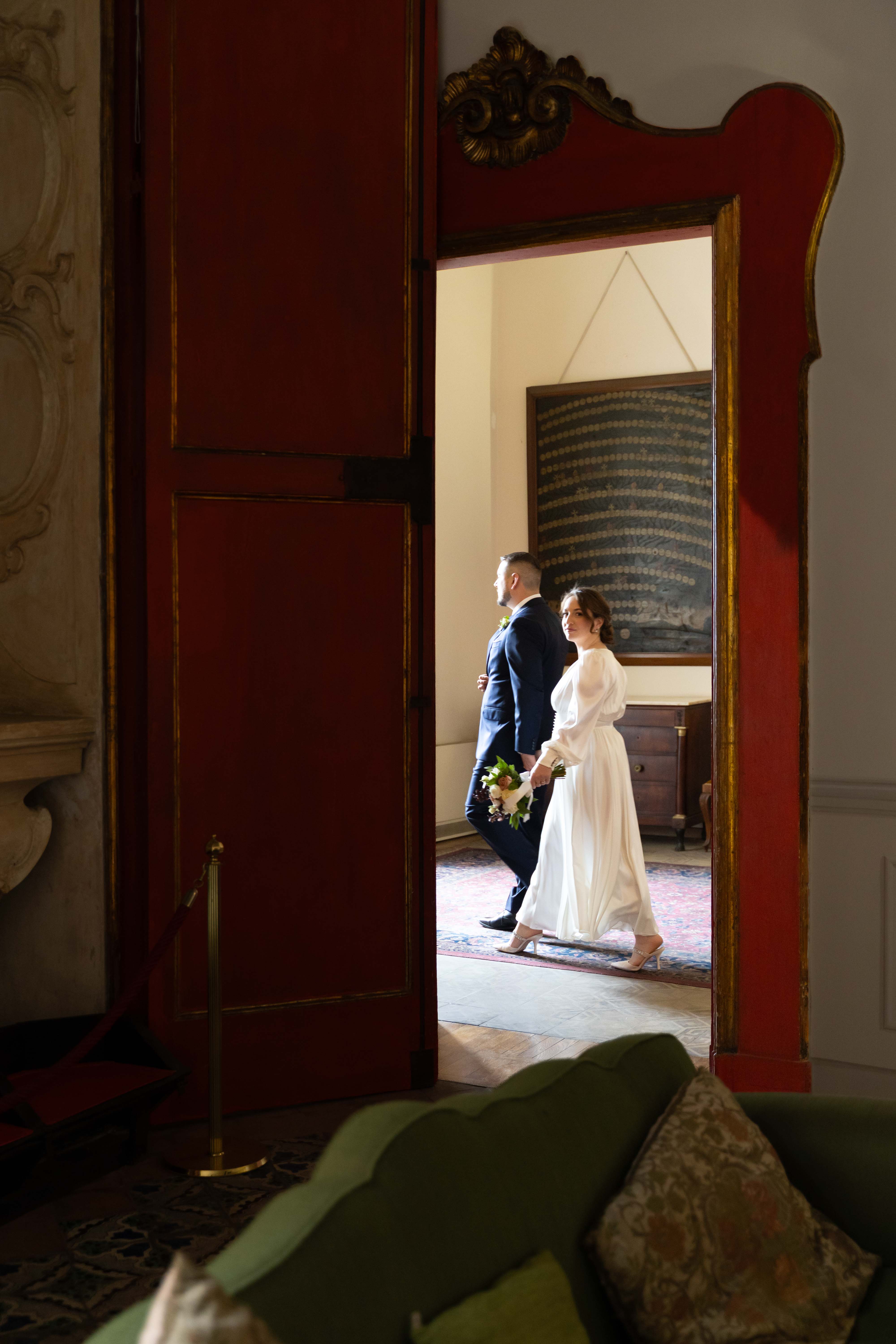 Luxury wedding photography in Italy — reception detail